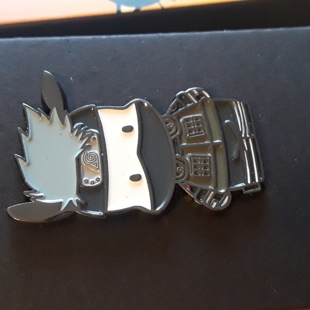Naruto Shippuden x Hello Kitty & Friends Blind Box Pin Kakashi Pochacco